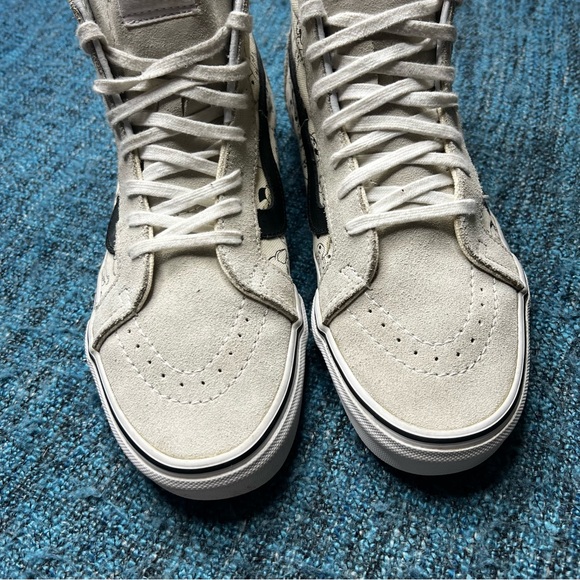 RARE Vans x Disney Ski Hi 101 Dalmations Sneakers Limited Edition Cream Black - Picture 3 of 9